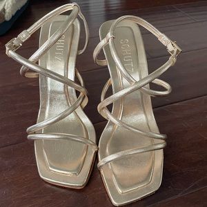 Schutz Size 6 Gold Heels - worn once!